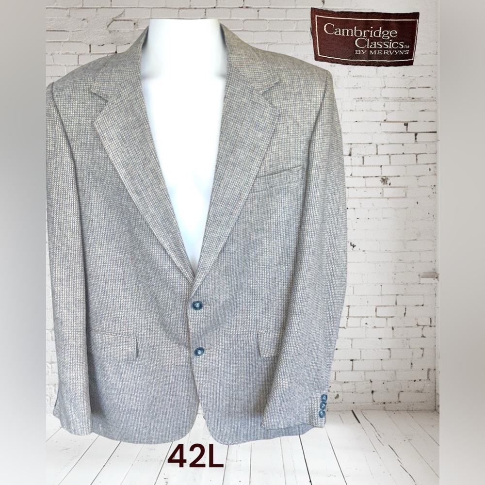 Vintage Gray Textured Sport Coat with Notched Lapel